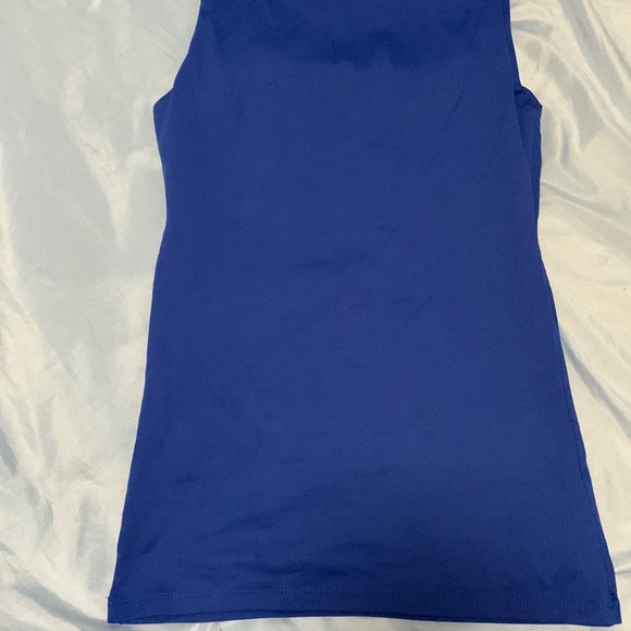 Top - Picture 5 of 5